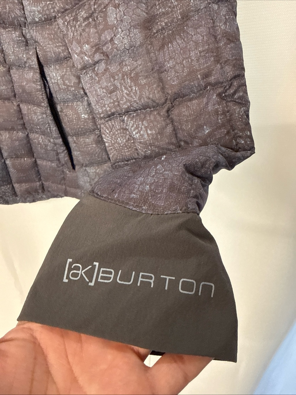 Burton Ak Baker Lite Down Jacket Women Sz M Blue Gray Puffer Packable Quilted — image 3 of 8